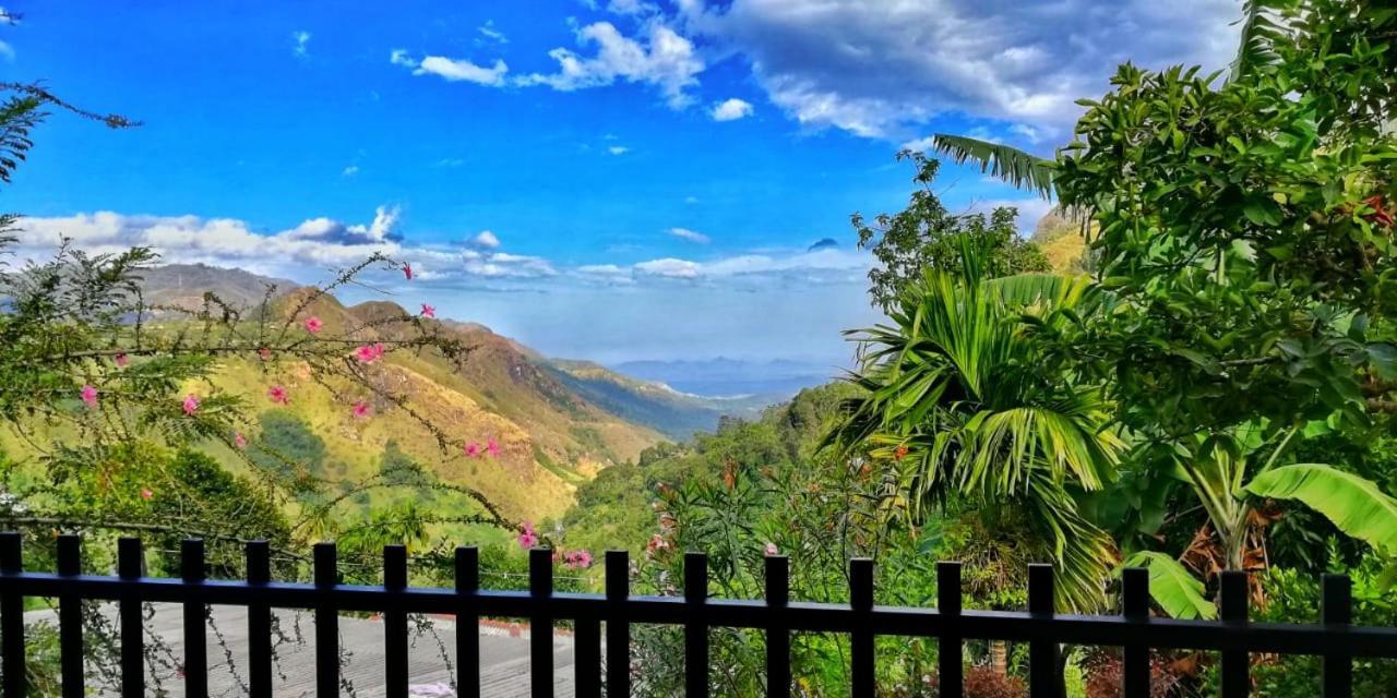 Divine View Homestay Ella Bagian luar foto
